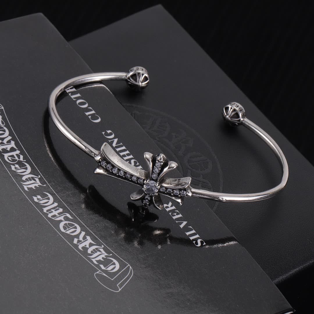 Chrome Hearts Elegant Cross Bracelet Set